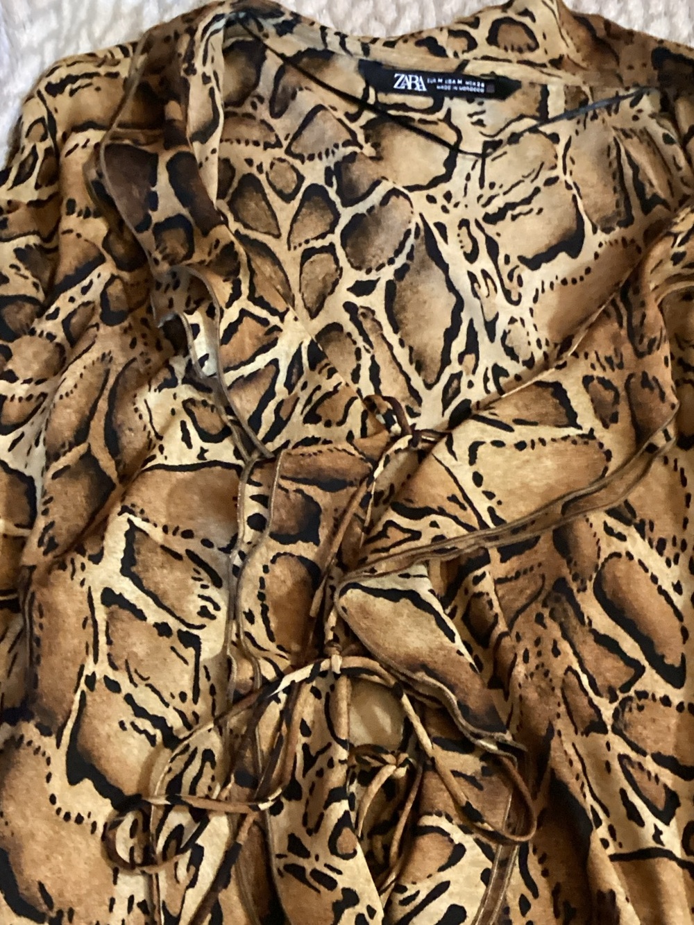 Zara Animal-Print blouse. - Picture 4 of 7